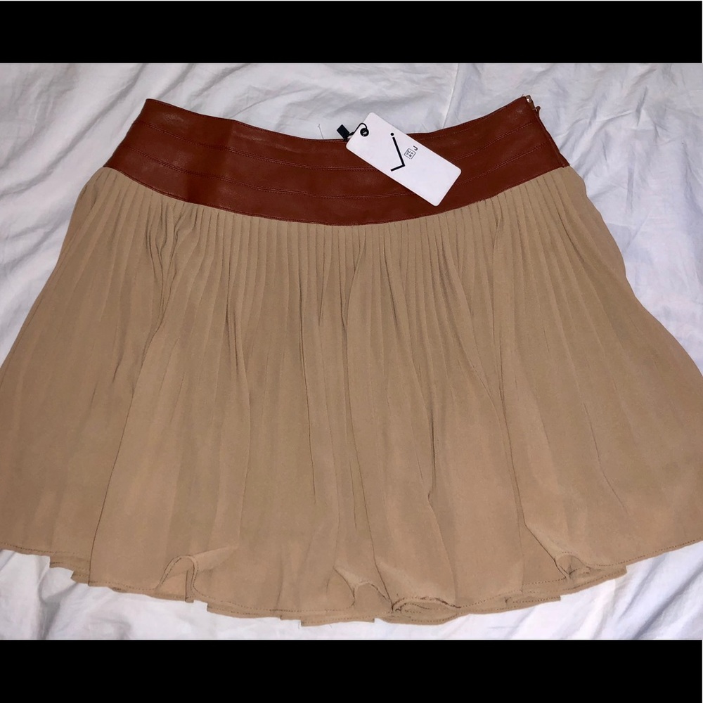 “Very J” skirt
